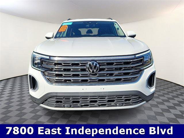 Certified 2024 Volkswagen Atlas SE image 2