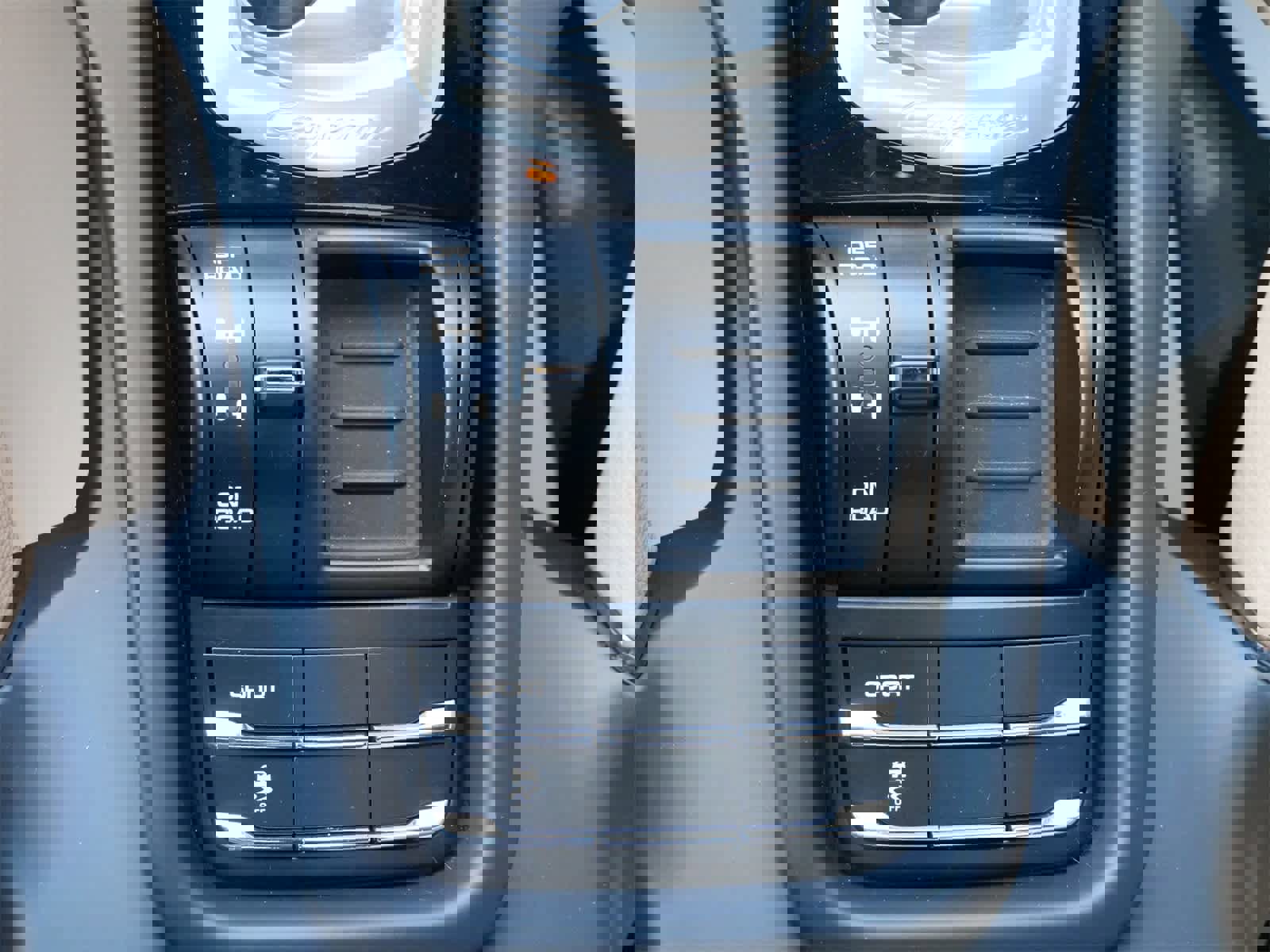 Used 2014 Porsche Cayenne Diesel Platinum Edition image 23