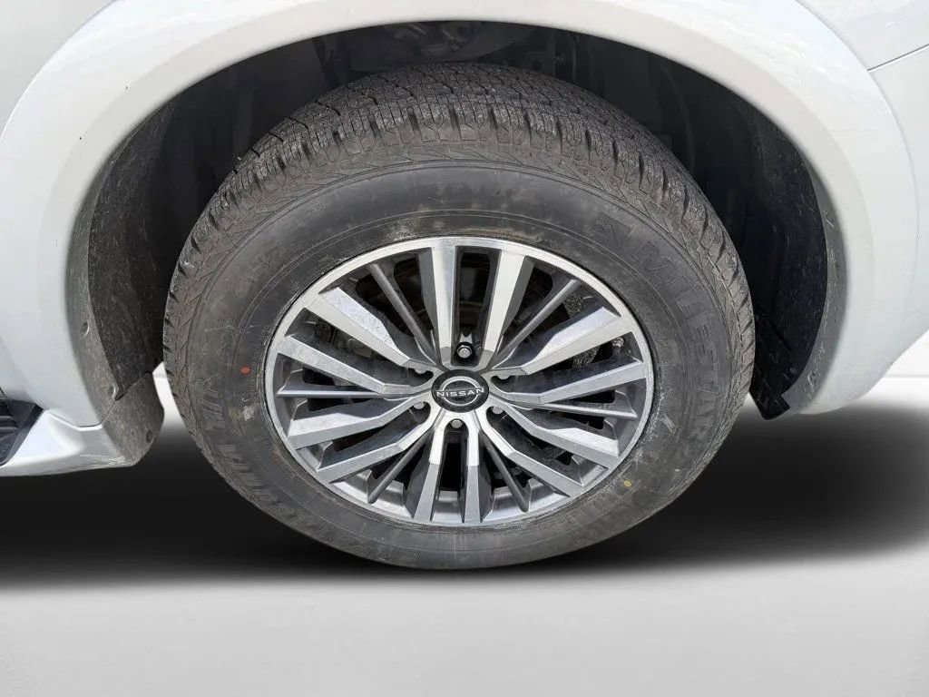 Used 2023 Nissan Armada SL w/ Captain's Chairs Package image 36