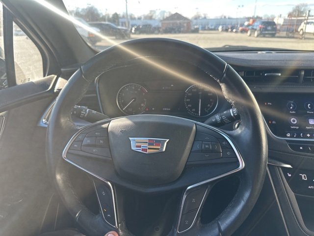 Certified 2023 Cadillac XT5 Luxury image 9