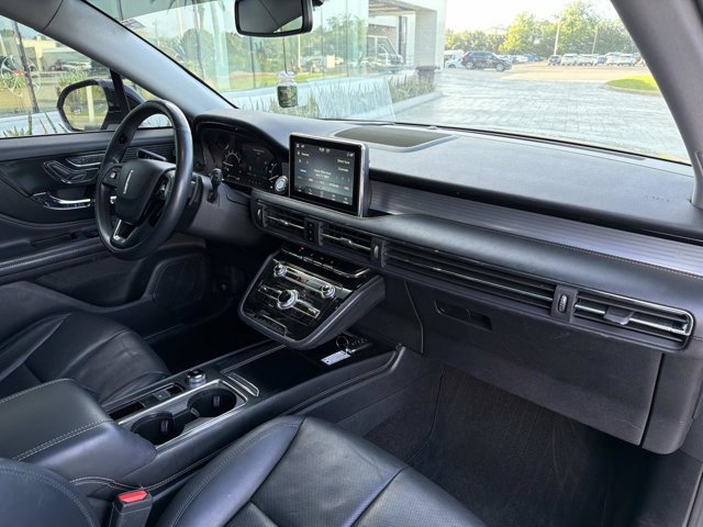 Certified 2022 Lincoln Corsair FWD w/ Premium Package image 21