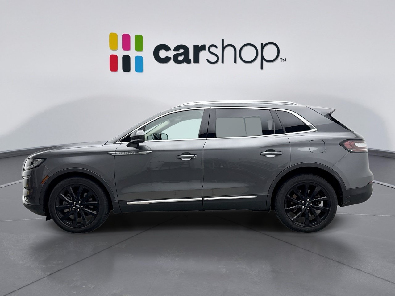 Used 2023 Lincoln Nautilus Reserve w/ Monochromatic Package AWD/4WD image 2