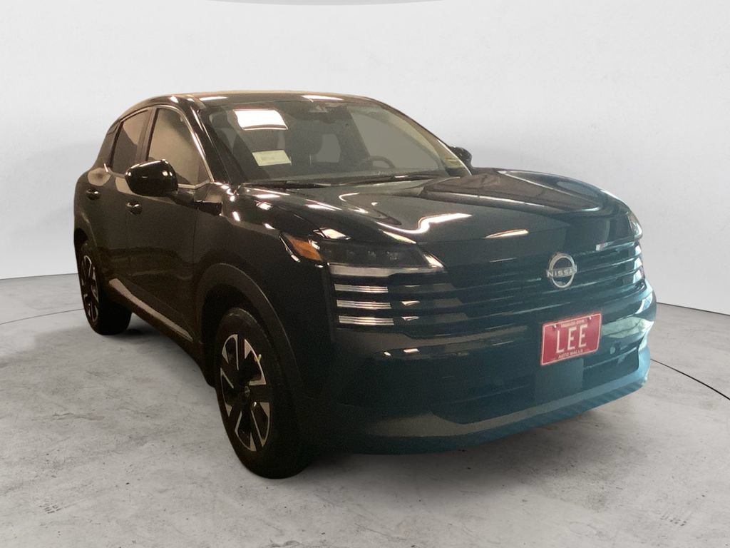 Used 2025 Nissan Kicks SV AWD/4WD image 8