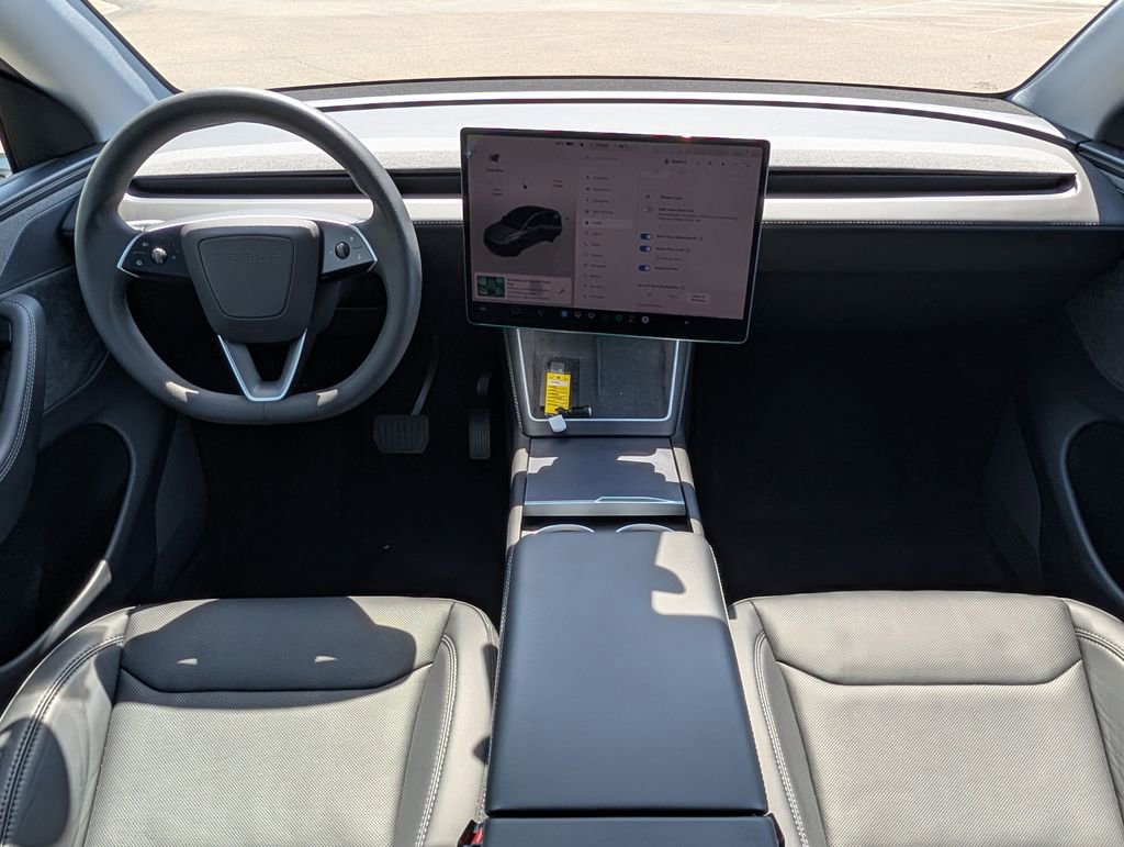 Used 2026 Tesla Model Y Long Range AWD/4WD image 28
