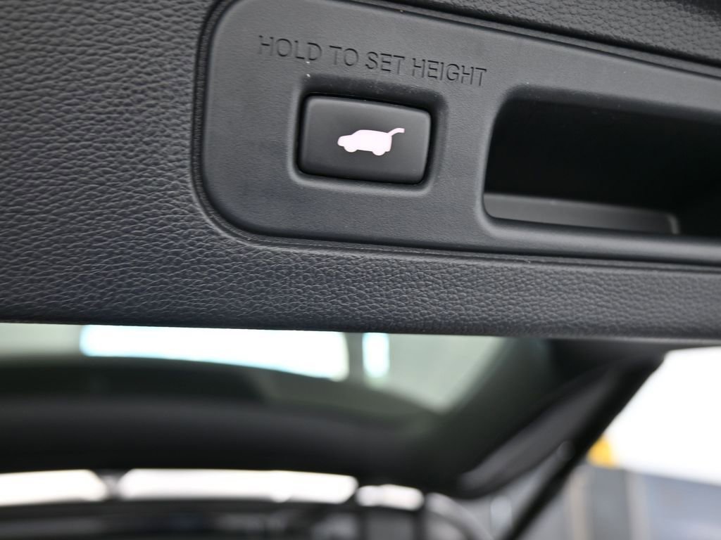 Used 2022 Acura MDX FWD image 45