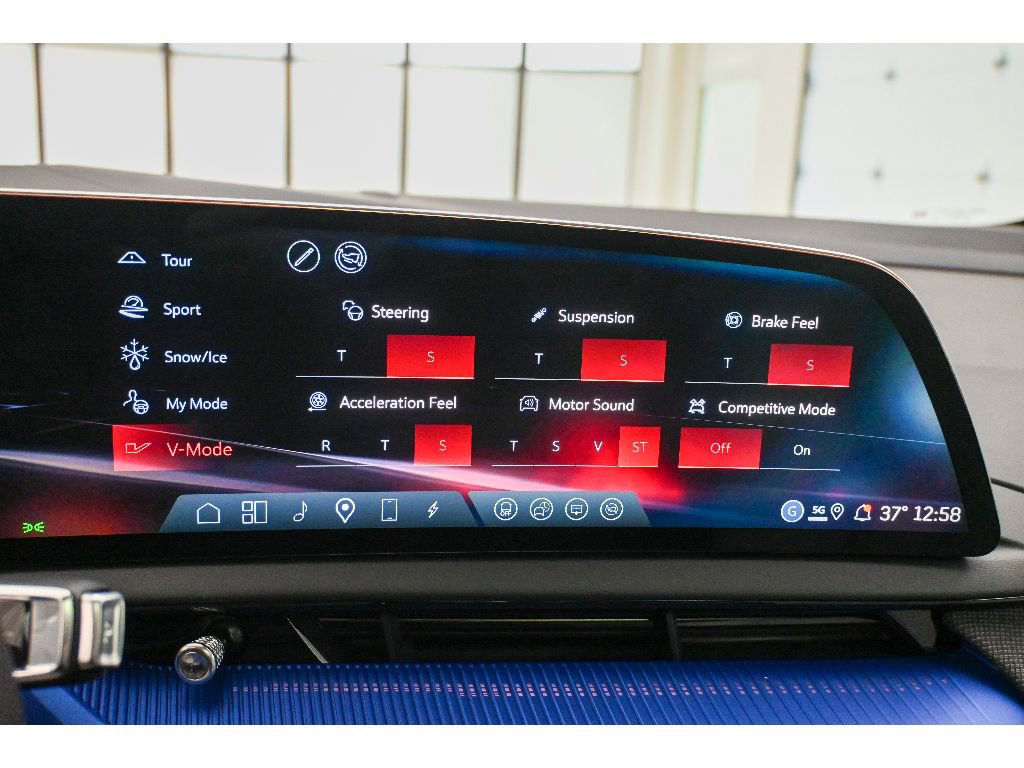 New 2026 Cadillac Optiq V w/ Carbon Fiber Package image 49