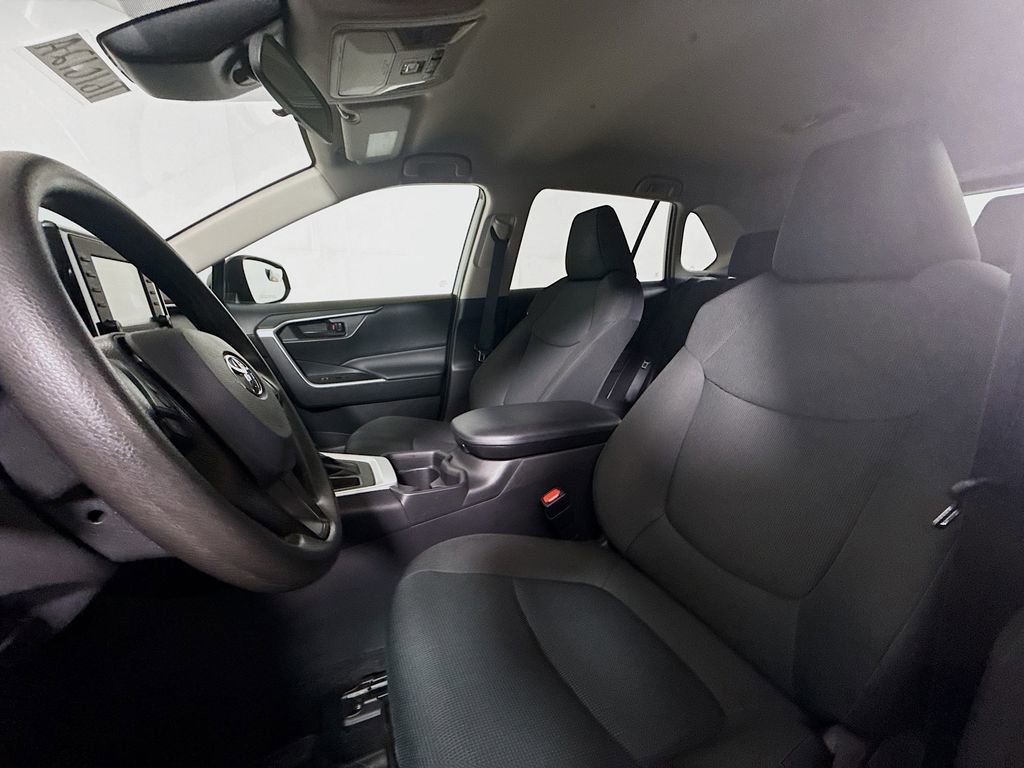 Certified 2021 Toyota RAV4 LE image 19