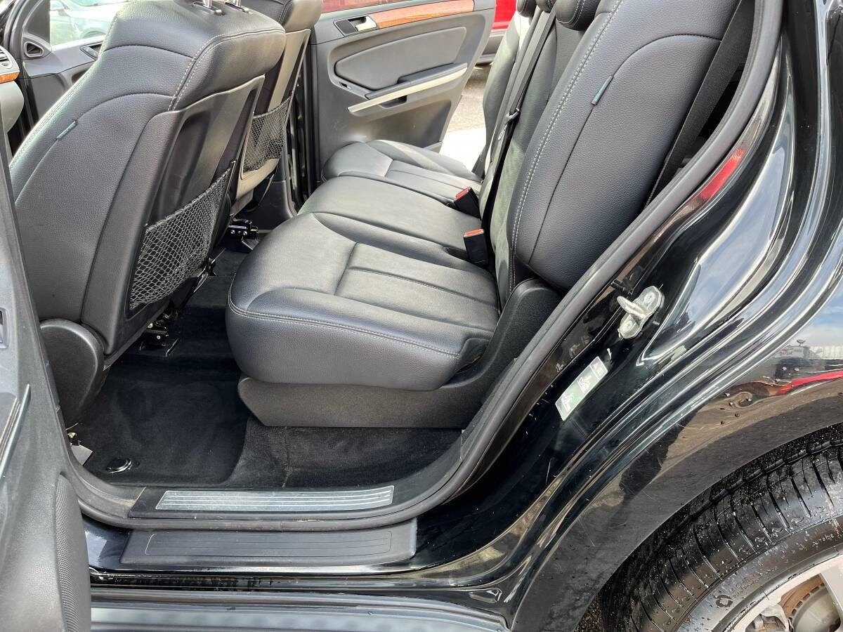 Used 2009 Mercedes-Benz GL 450 4MATIC image 16
