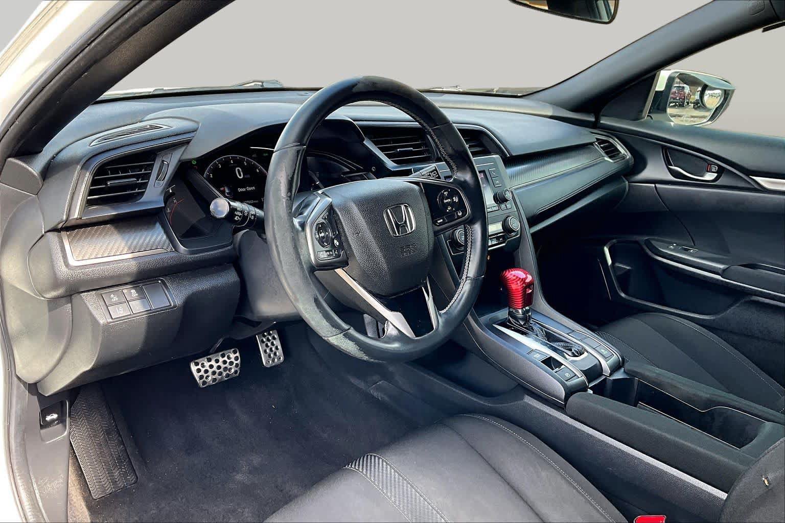 Used 2019 Honda Civic Sport image 16