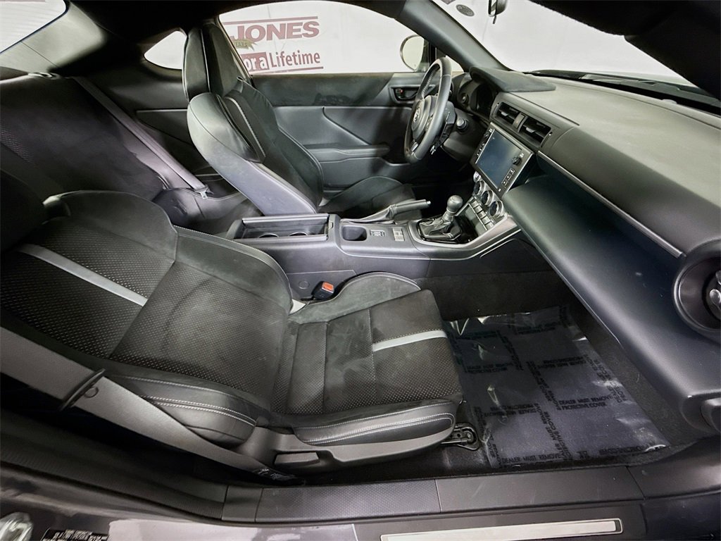 Certified 2023 Toyota GR86 Premium image 28