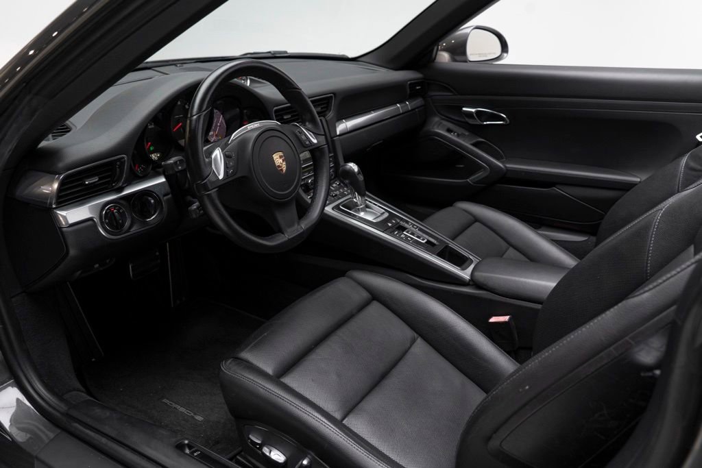Used 2013 Porsche 911 Carrera image 23