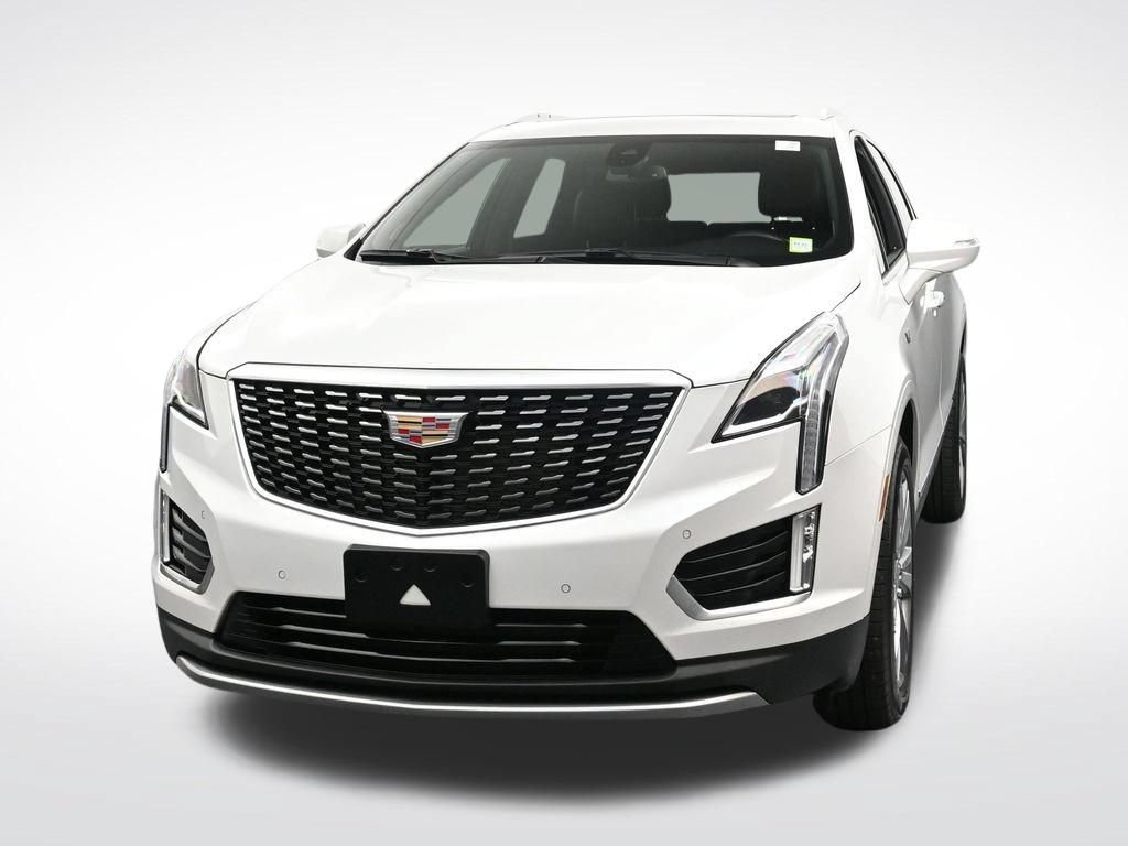 Certified 2025 Cadillac XT5 Premium Luxury AWD/4WD image 8