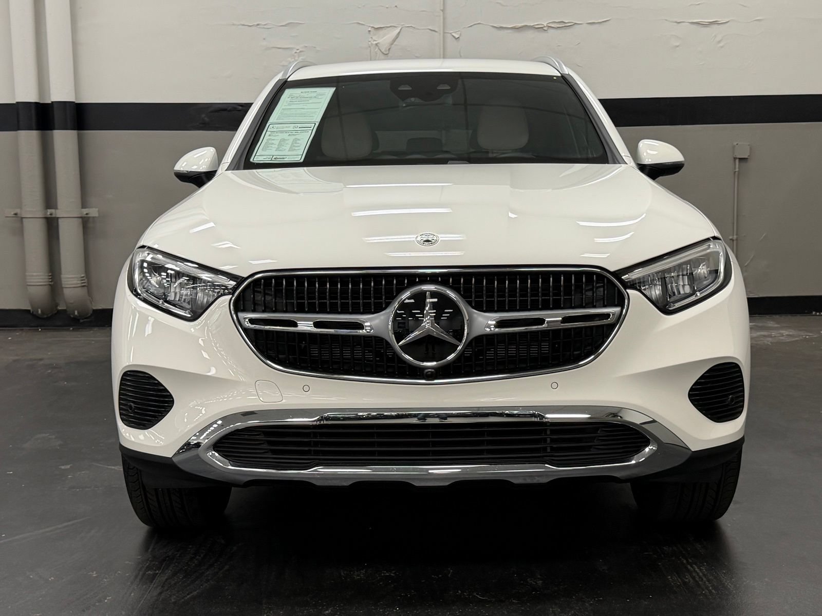 Certified 2025 Mercedes-Benz GLC 350e 4MATIC image 4