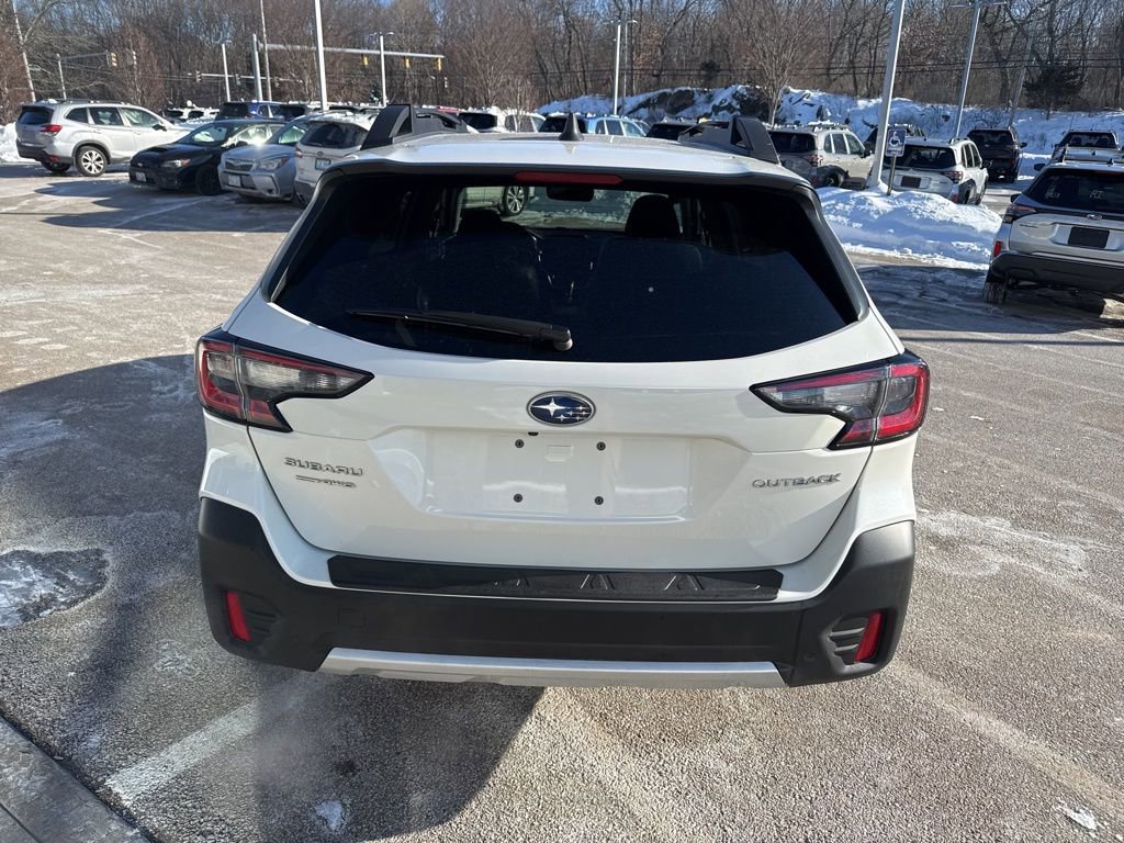 Used 2022 Subaru Outback Limited image 3