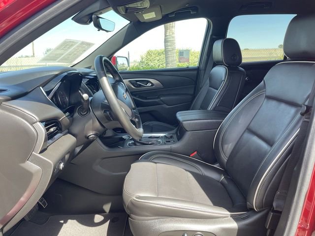 Used 2023 Chevrolet Traverse Premier FWD image 19