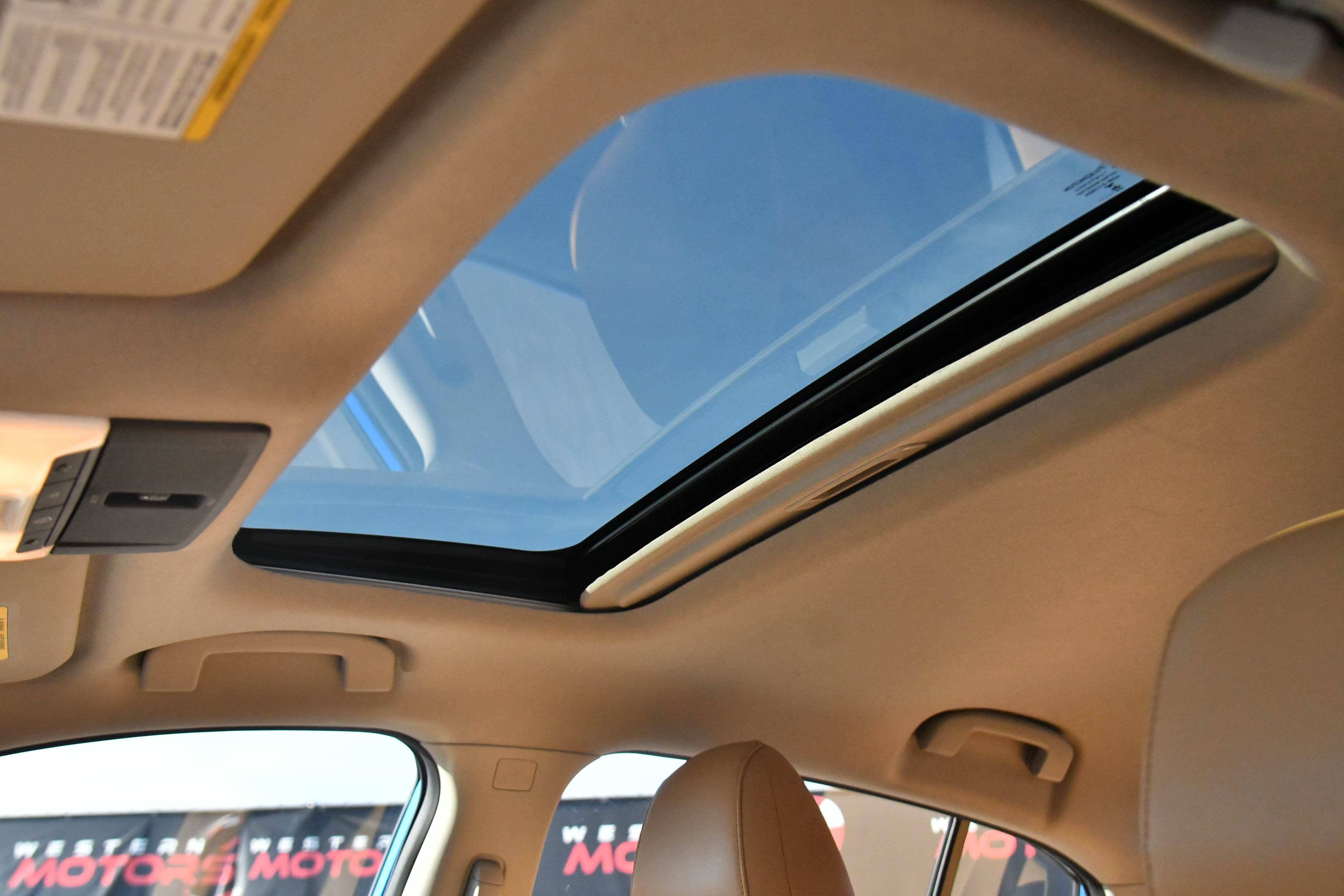 Used 2025 Nissan Sentra SV w/ SV Premium Package FWD image 36