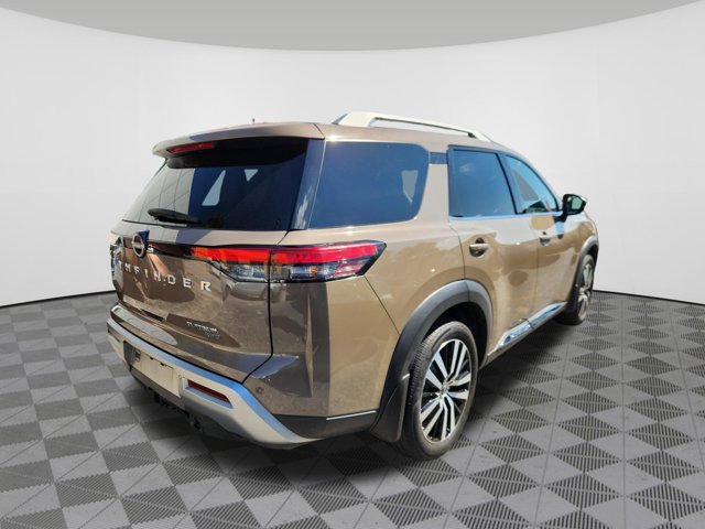 Certified 2024 Nissan Pathfinder Platinum w/ Cargo Package AWD/4WD image 4