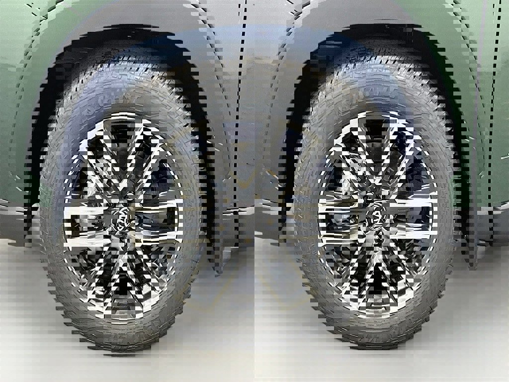 New 2026 Toyota Corolla Cross XLE image 29