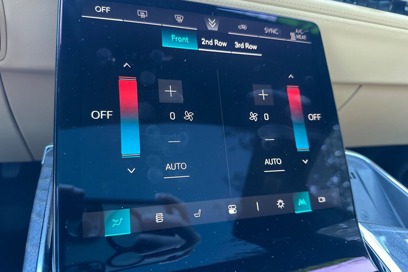 Used 2026 Cadillac Escalade IQ Sport 2 w/ LPO, ONYX Package image 29