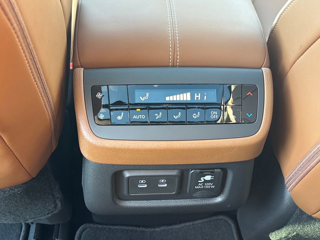 New 2026 Nissan Pathfinder Platinum image 41