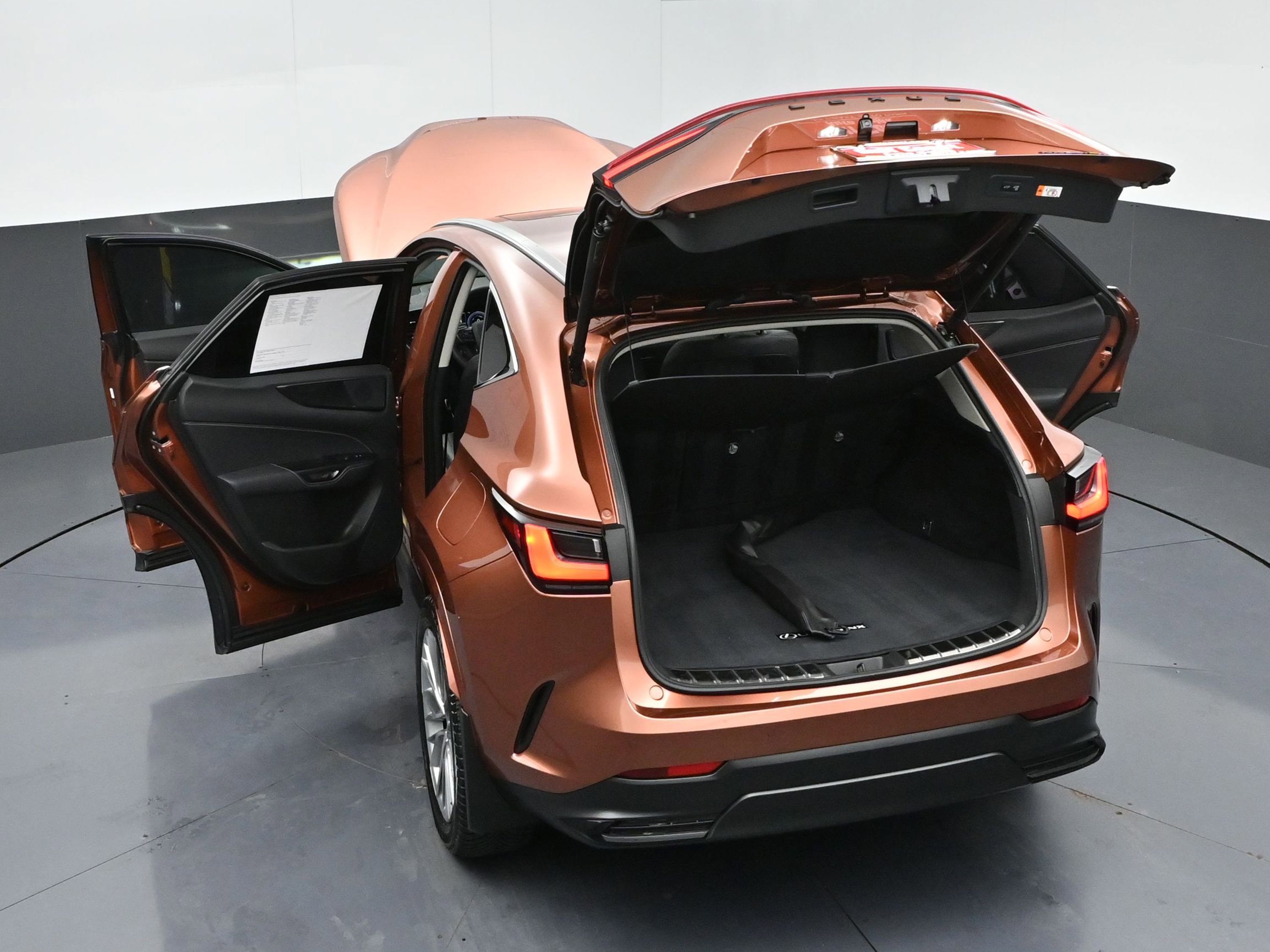 Used 2025 Lexus NX 350h AWD w/ Cold Area Package image 53