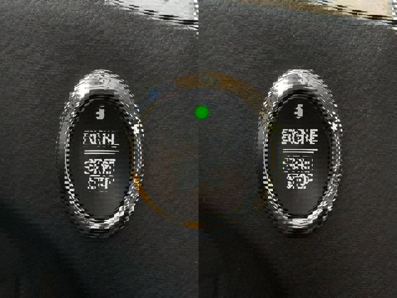 Used 2024 Ford Edge Titanium image 18