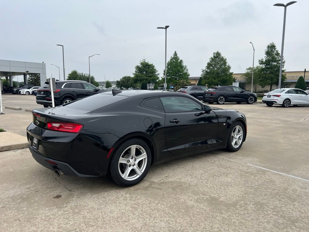 Used 2018 Chevrolet Camaro LS RWD image 5