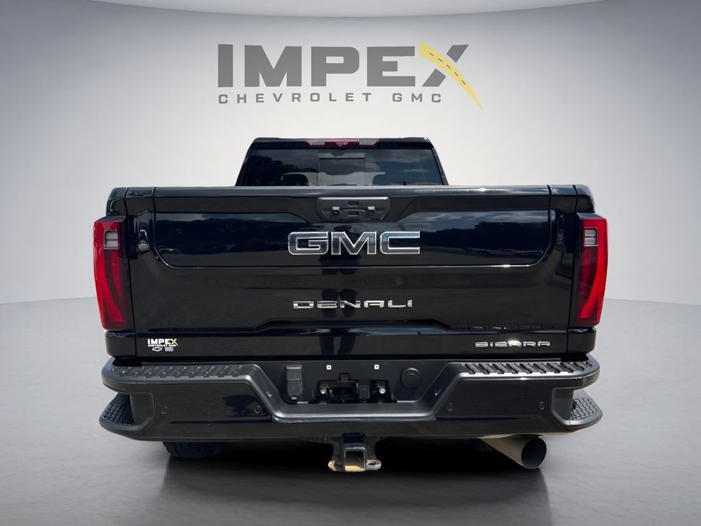 Used 2024 GMC Sierra 2500 Denali Ultimate AWD/4WD image 4