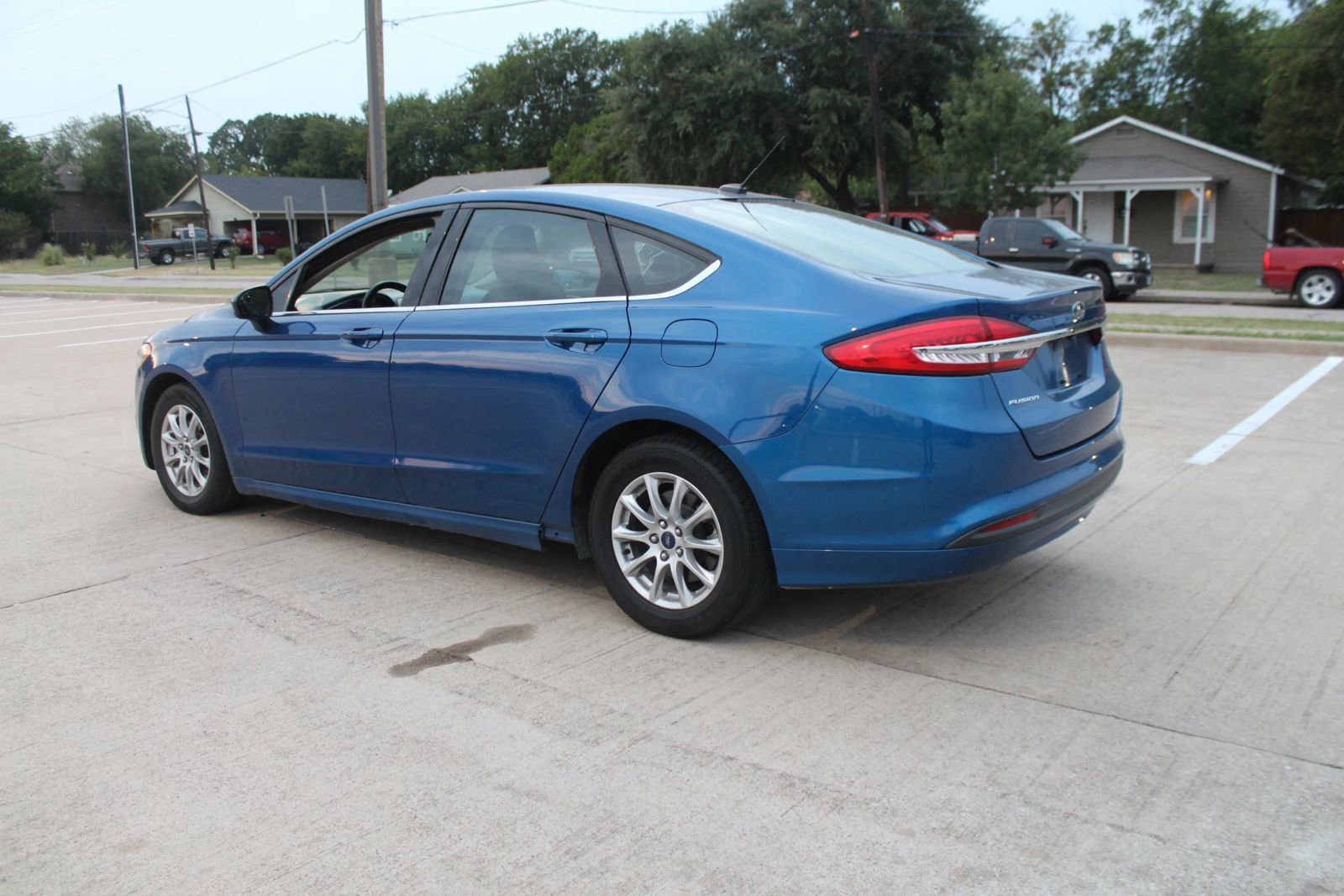 Used 2017 Ford Fusion S image 10