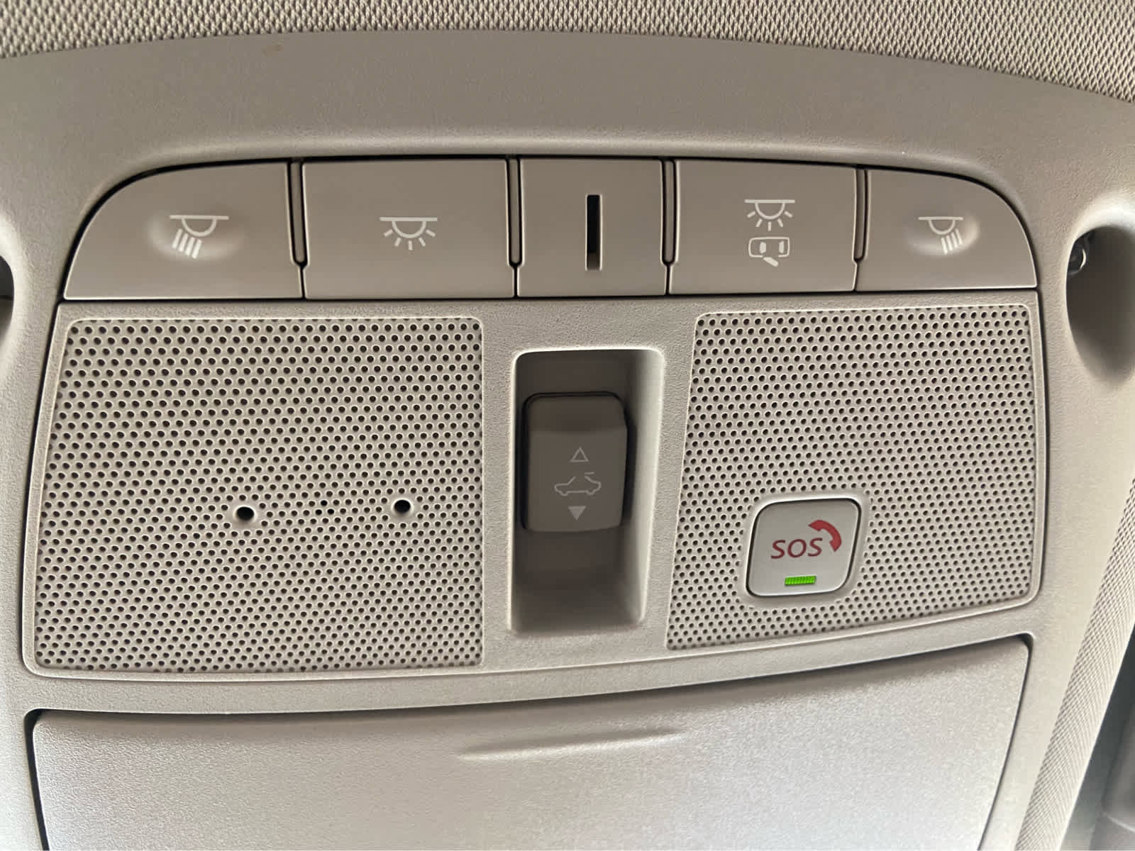 Used 2024 Nissan Armada Platinum w/ Captain's Chairs Package image 45