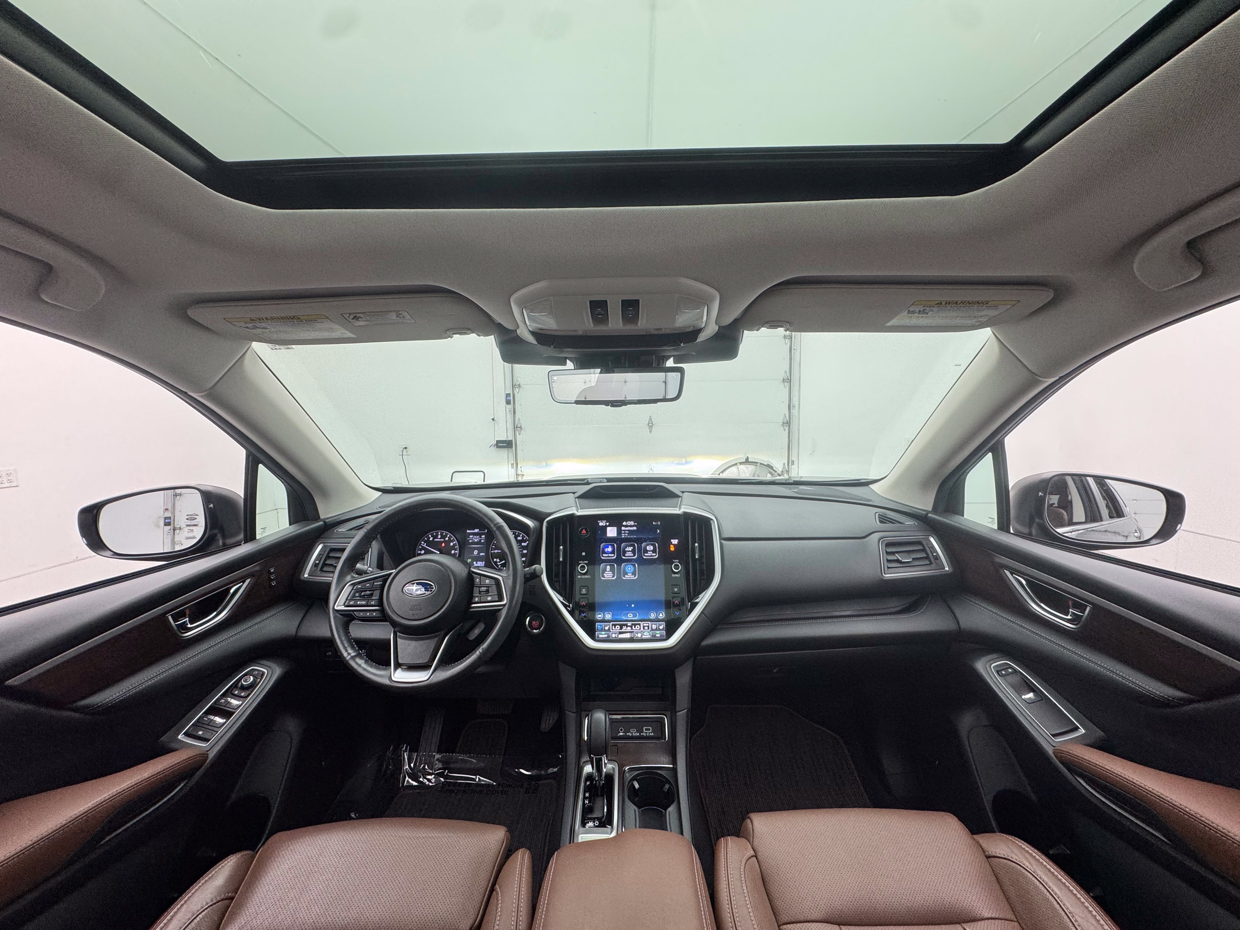 Used 2024 Subaru Ascent Touring AWD/4WD image 3