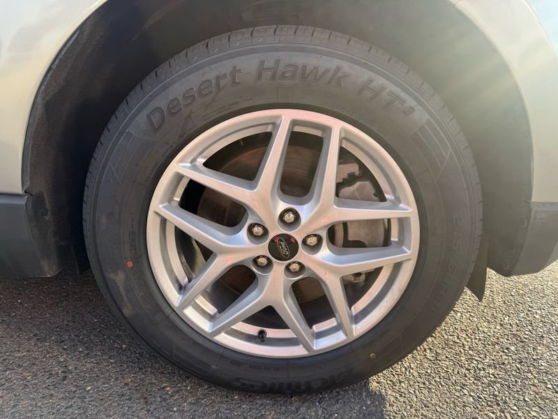 Used 2023 Ford Edge SEL AWD/4WD image 13