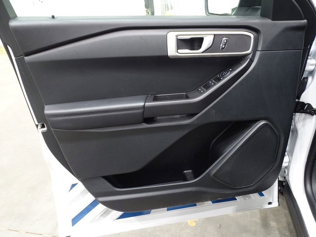 Used 2023 Ford Explorer 4WD Police Interceptor w/ Ultimate Wiring Package image 14