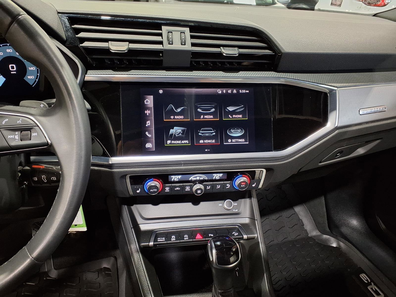 Used 2022 Audi Q3 2.0T Premium AWD/4WD image 9