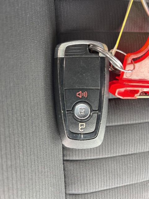 Used 2025 Ford Explorer ST-Line image 41