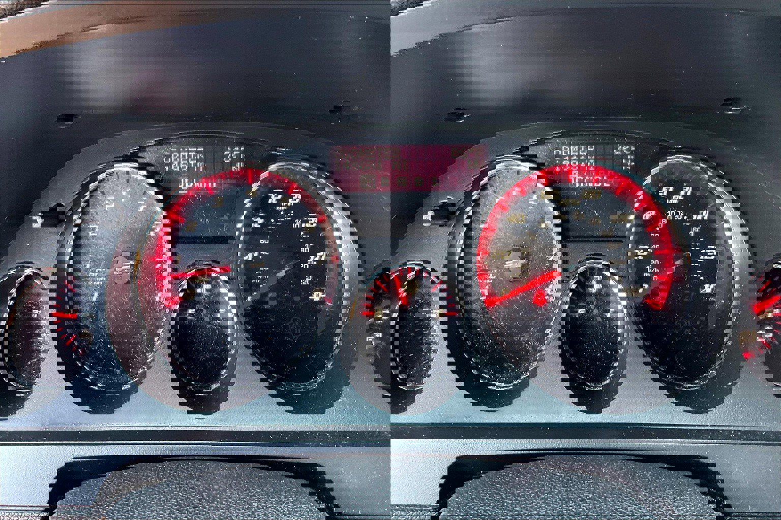 Used 2011 GMC Acadia SLT image 26