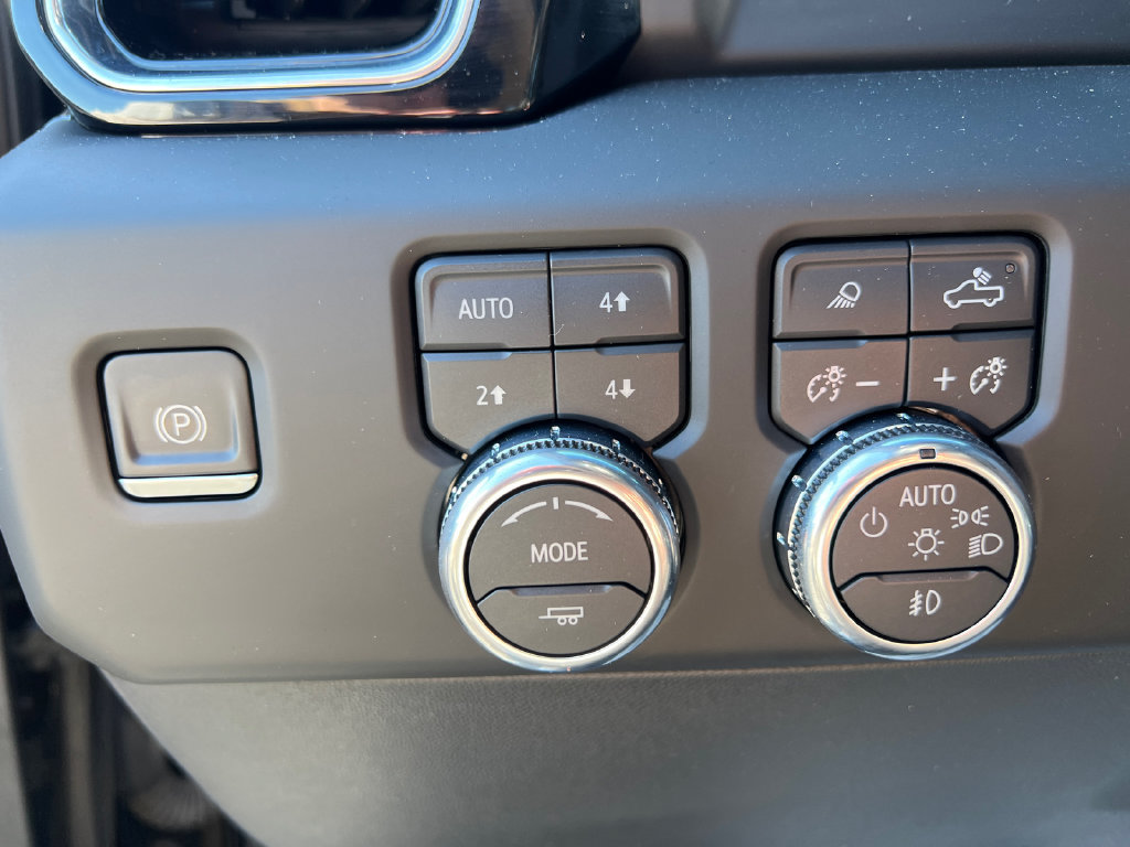Used 2022 GMC Sierra 1500 Denali AWD/4WD image 22
