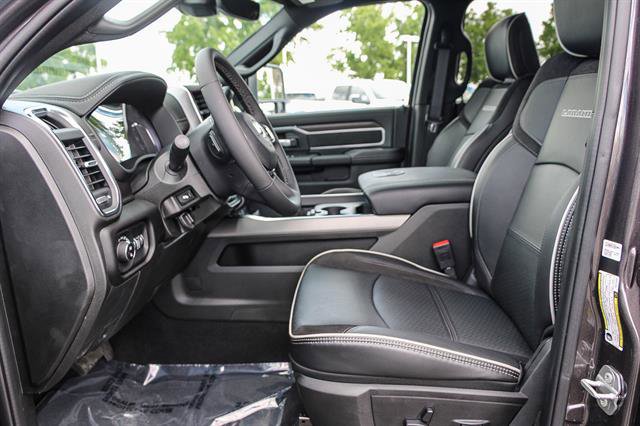 Used 2025 RAM 2500 Laramie w/ Night Edition image 17