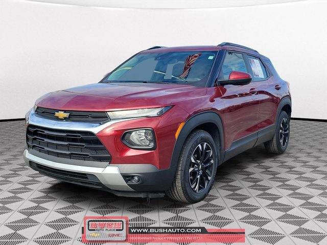Used 2022 Chevrolet TrailBlazer LT w/ Driver Confidence Package image 2