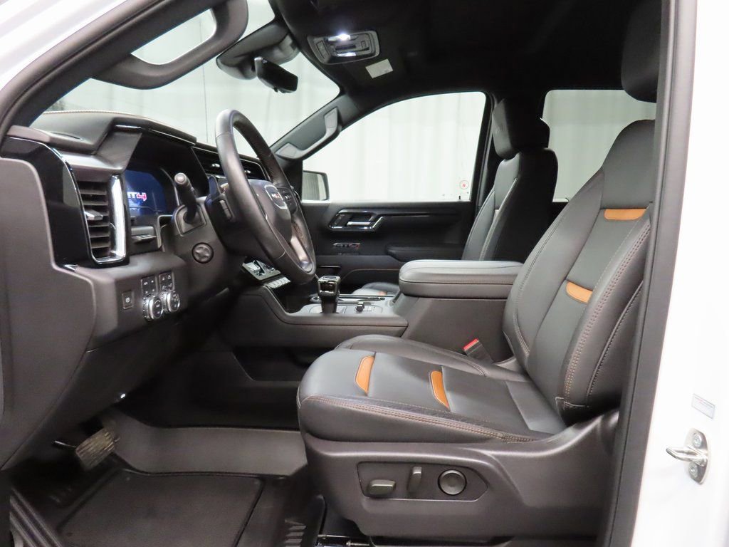 Used 2024 GMC Sierra 1500 AT4 w/ Technology Package image 9