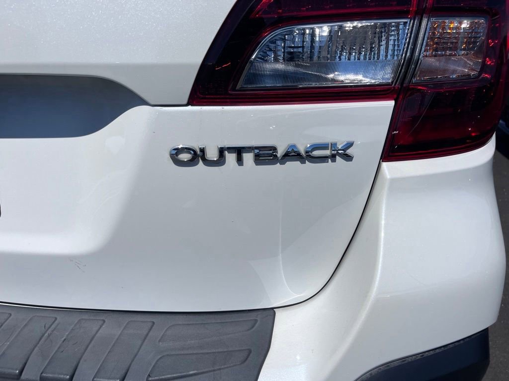 Used 2019 Subaru Outback 2.5i Touring w/ Popular Package #3A AWD/4WD image 7