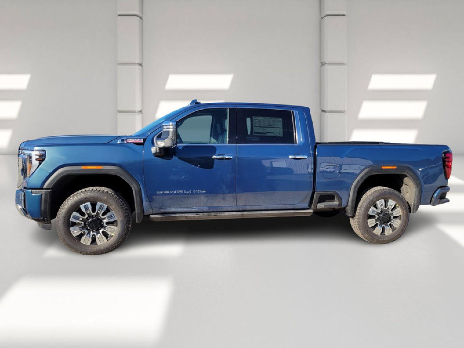 New 2026 GMC Sierra 2500 Denali w/ Denali Reserve Package image 4