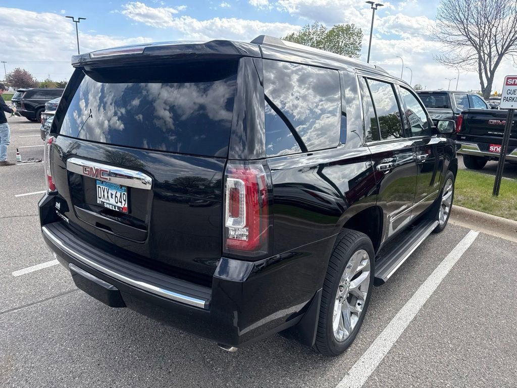 Used 2019 GMC Yukon Denali w/ Denali Ultimate Package AWD/4WD image 4