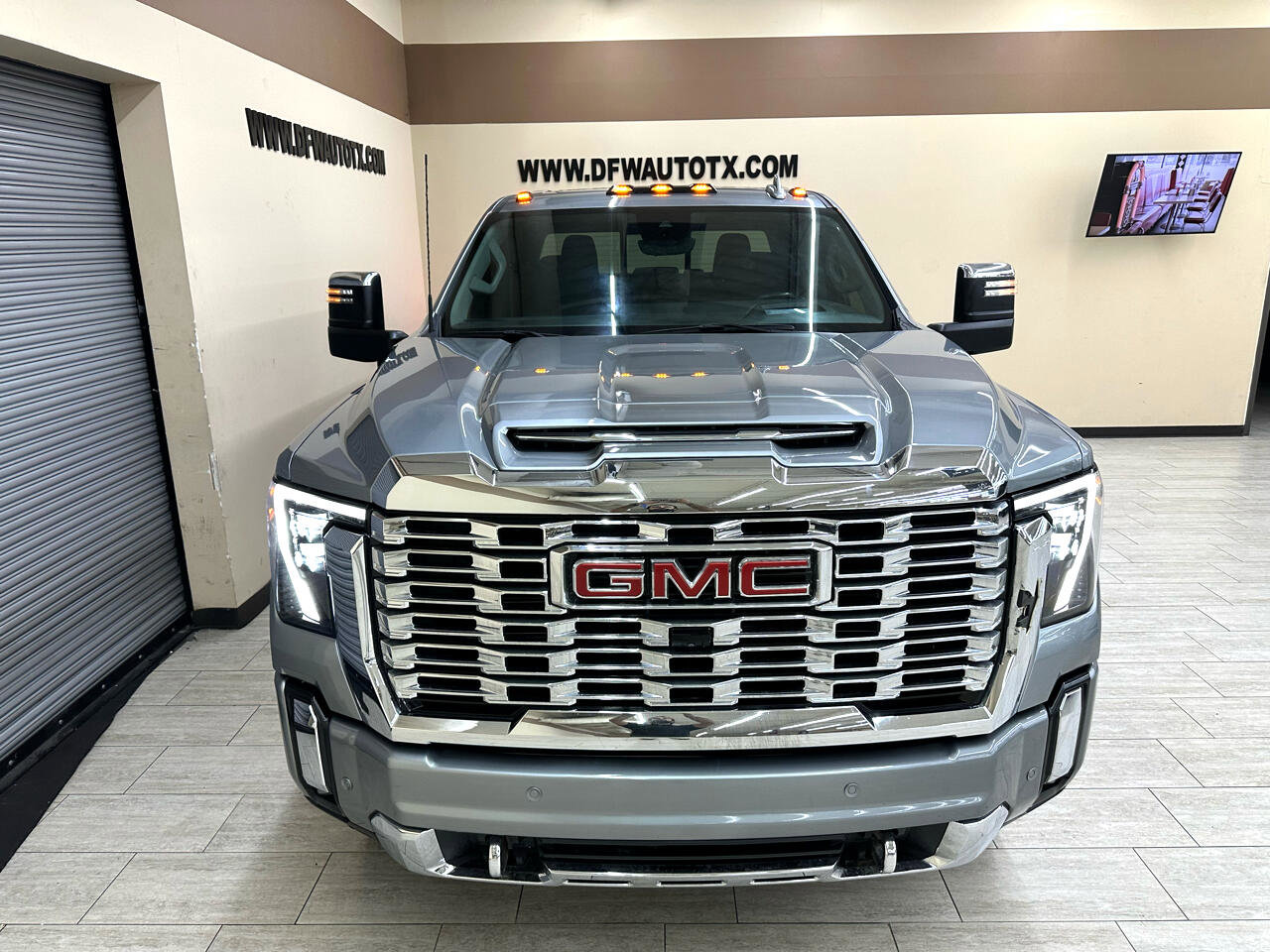 Used 2024 GMC Sierra 2500 Denali w/ Denali Reserve Package image 4