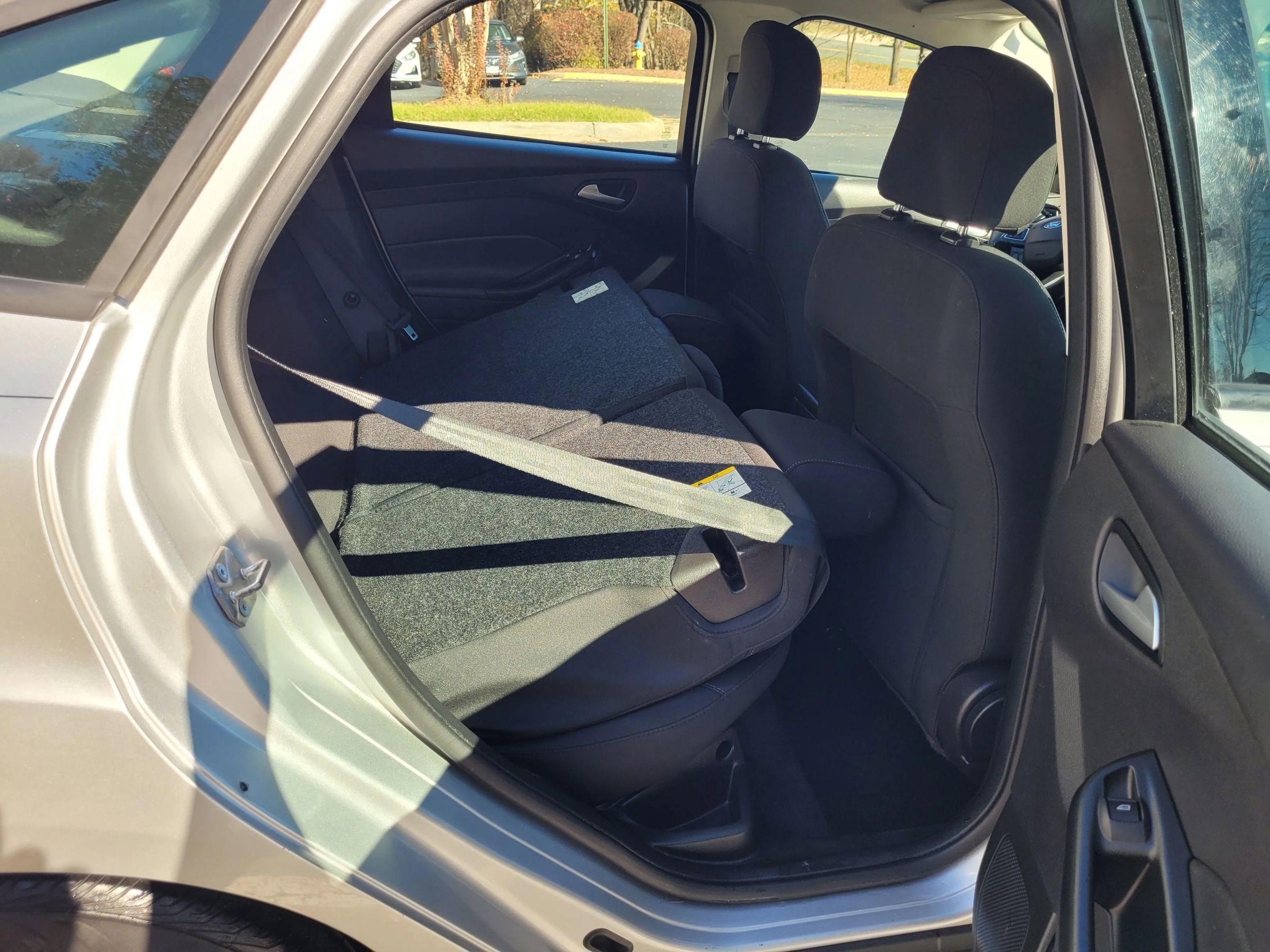 Used 2017 Ford Focus SE image 19