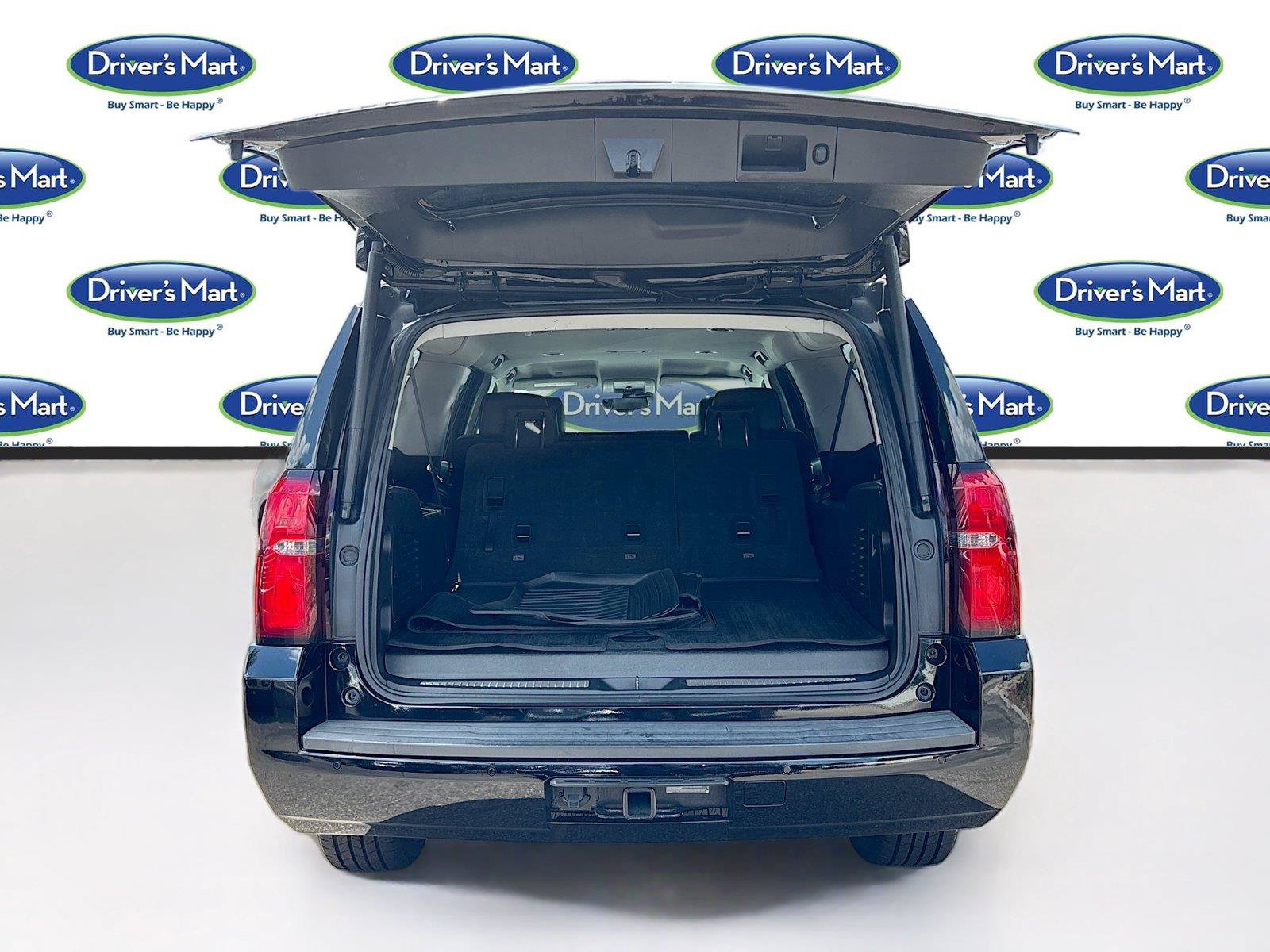 Used 2020 Chevrolet Suburban LT RWD image 27