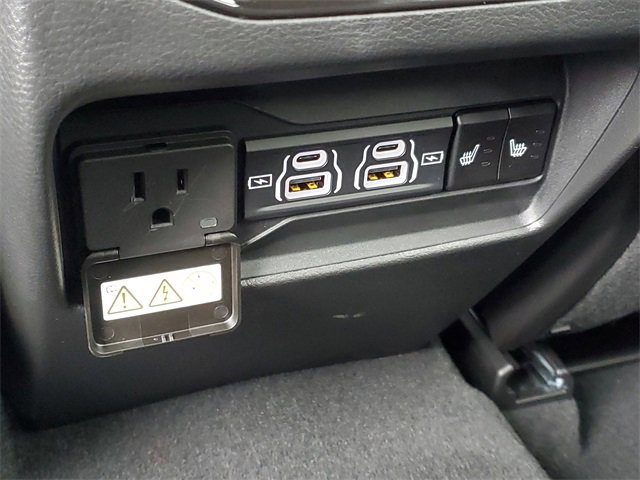 New 2025 Jeep Grand Cherokee Limited w/ Trailer Tow Package image 13