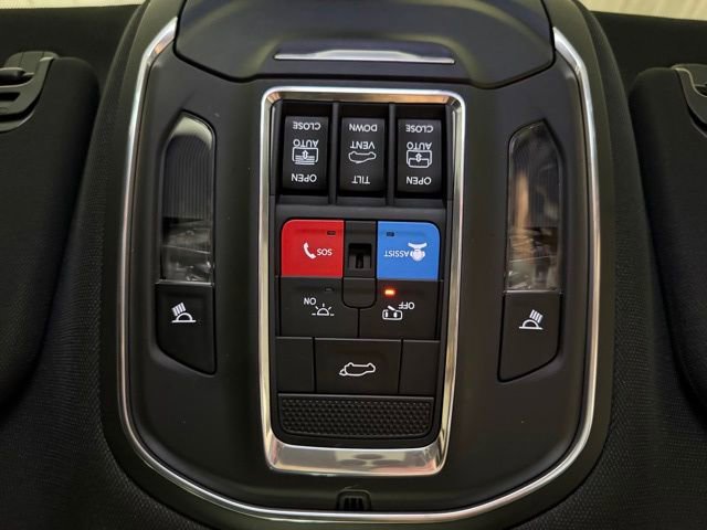 Used 2024 Jeep Wagoneer Series II image 50