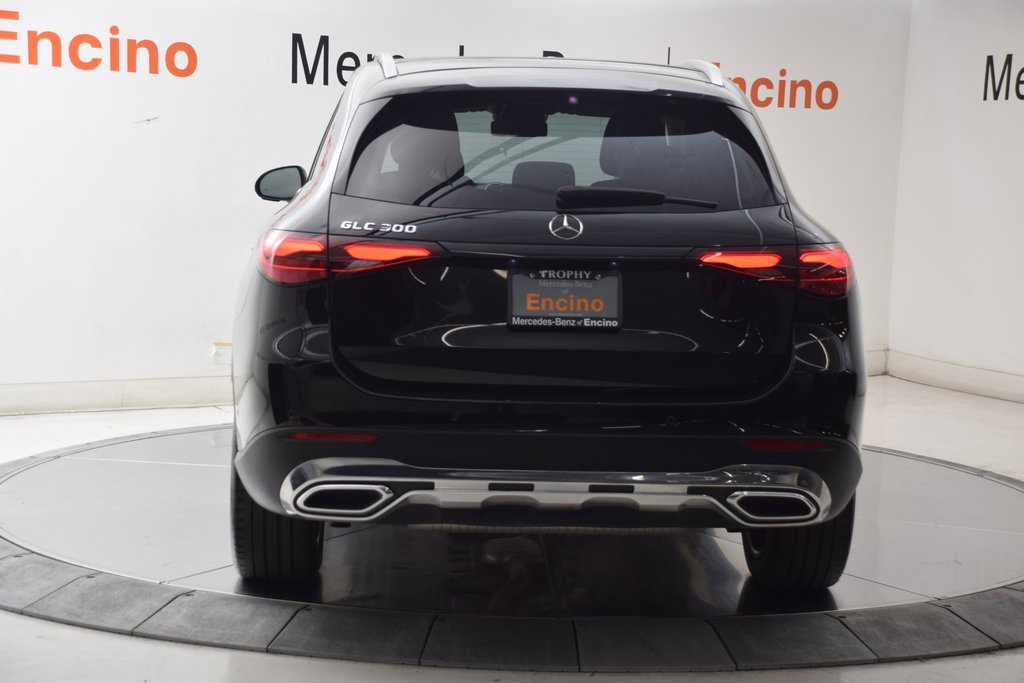 Used 2023 Mercedes-Benz GLC 300 image 5