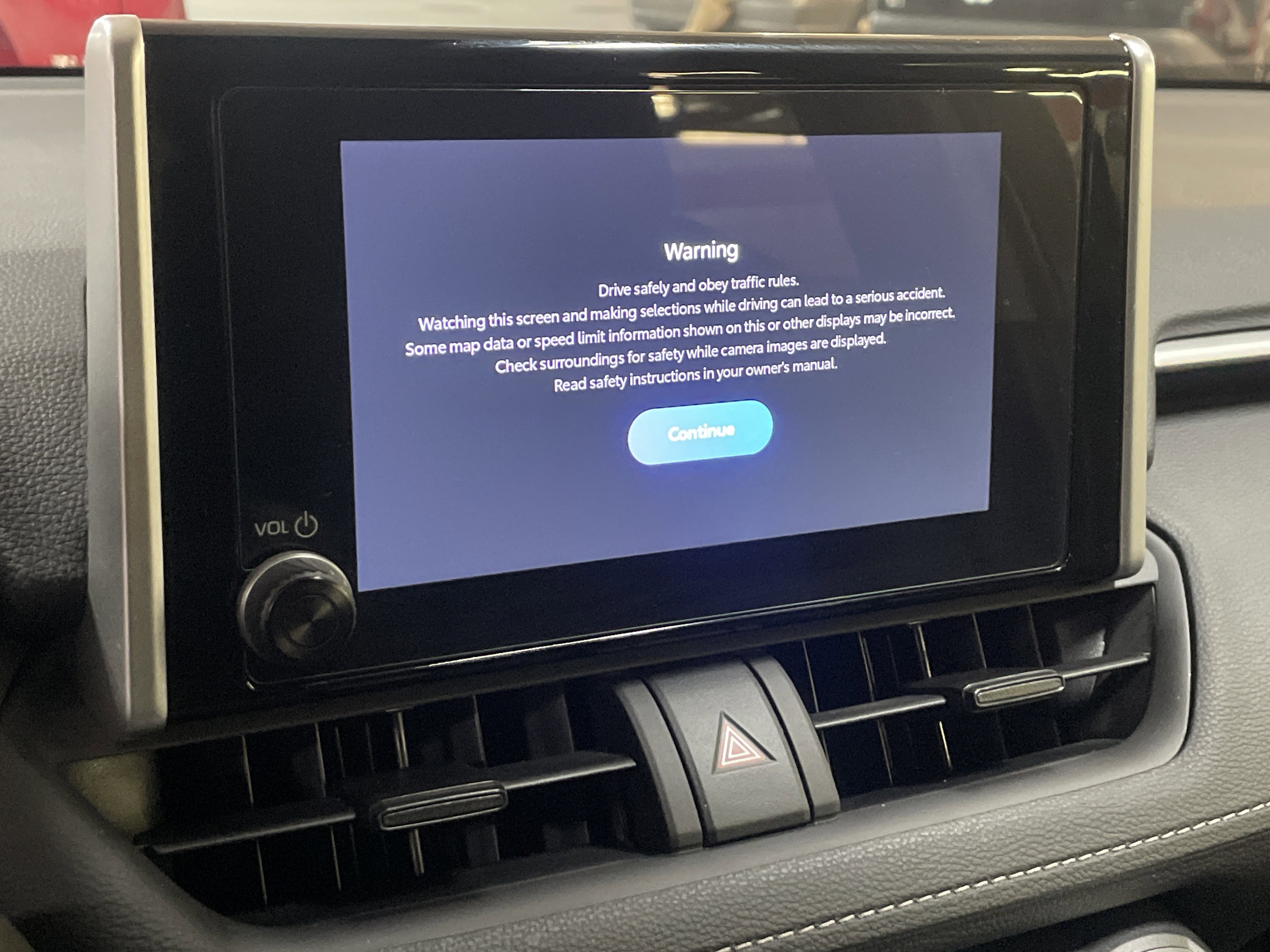 Used 2025 Toyota RAV4 XLE image 23